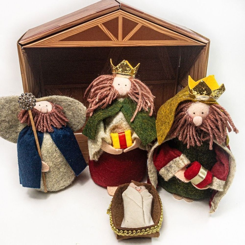 Felted Plush Nativity Crèche 5 Pieces Christmas Decor - Picture 3 of 14